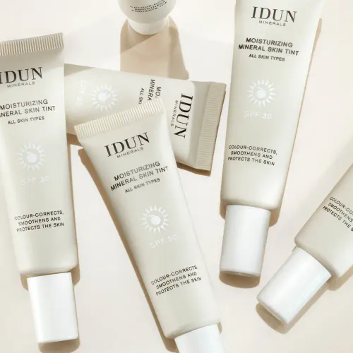 Idun Minerals Skin Tint Gamla Stan Light SPF30 27 ml